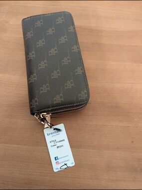 Brentano Brown Zip-Around Women's Wallet